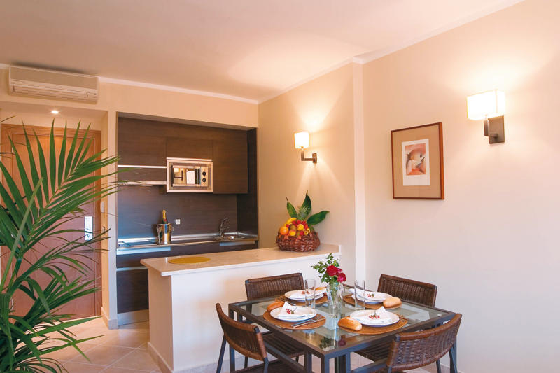 Caledonian Kitchenette