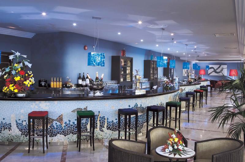 Caledonian Music Bar